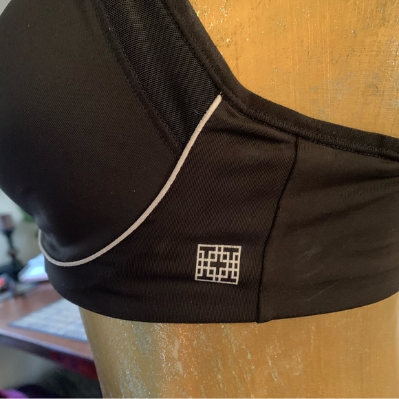 Natori sports bra 34C black - Picture 2 of 4